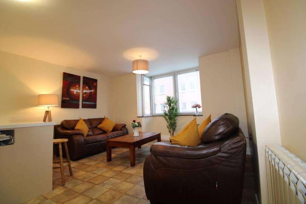 Large 3 Bed, Galway City Centre Apartament Zewnętrze zdjęcie