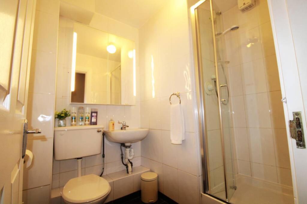 Large 3 Bed, Galway City Centre Apartament Zewnętrze zdjęcie